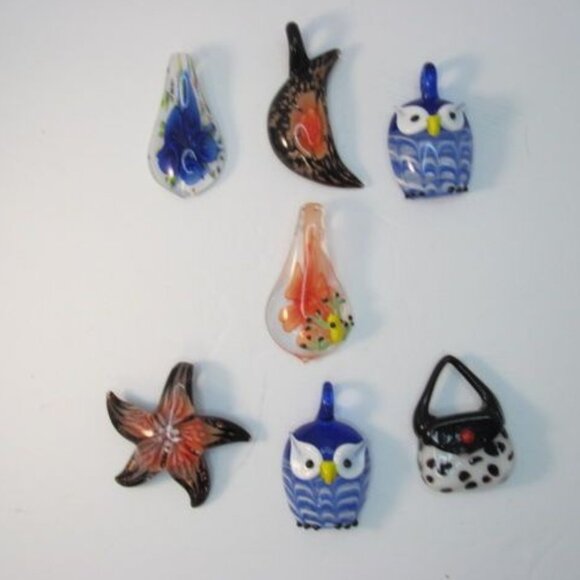 Variety of 7 Murano Art Glass Pendants - Picture 3 of 14